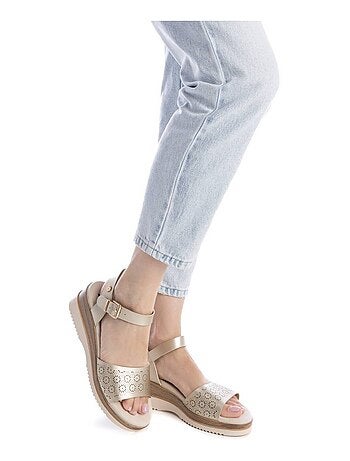 Sandales compensées femme
