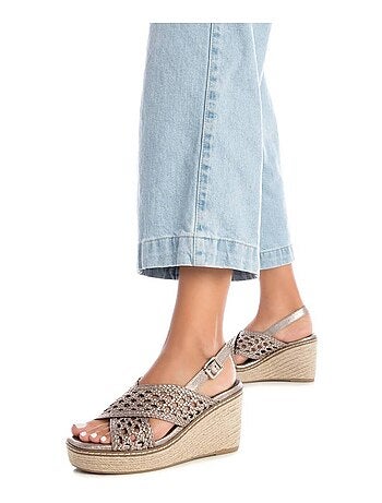 Sandales compensées femme