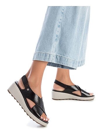 Sandales compensées femme
