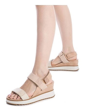 Sandales compensées femme