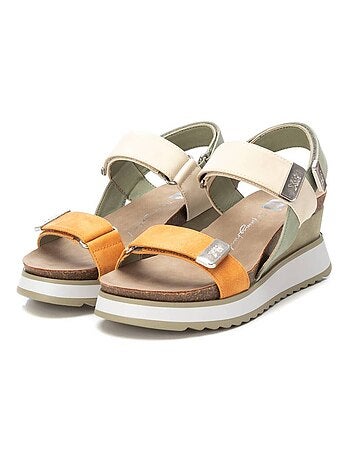 Sandales compensées femme