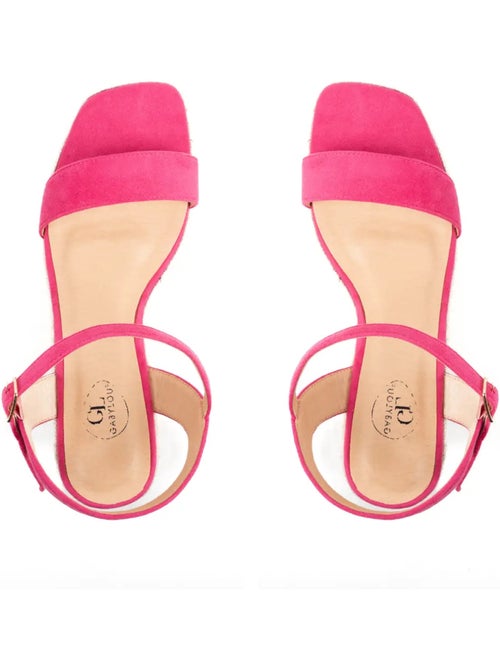 Sandales compensées pieds larges H - Vic - Kiabi Sandales compensées pieds larges H - Vic - Kiabi