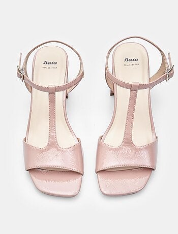 Sandales confortables avec brides à la cheville BATA