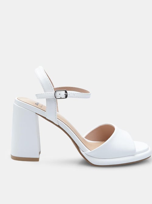 Sandales confortables  avec brides à la cheville BATA - Kiabi