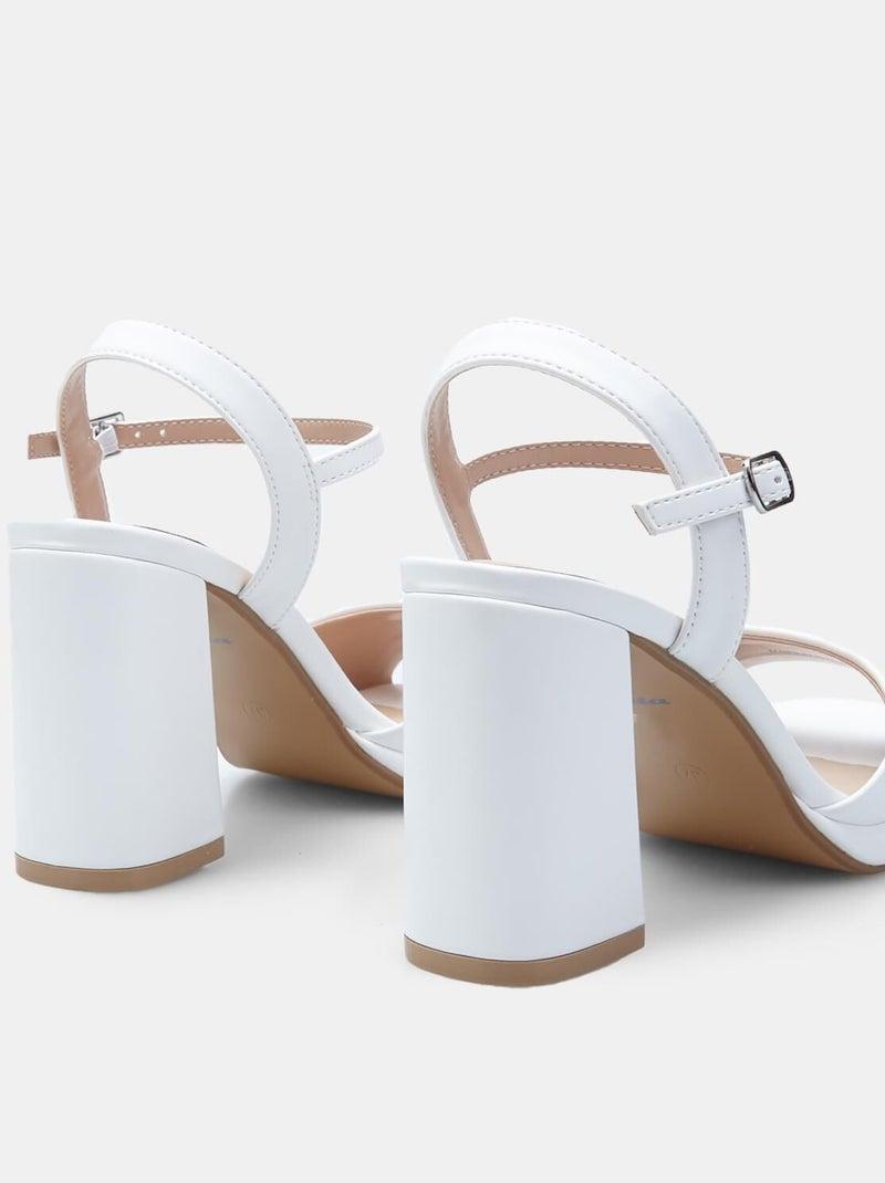 Sandales confortables  avec brides à la cheville BATA Blanc - Kiabi