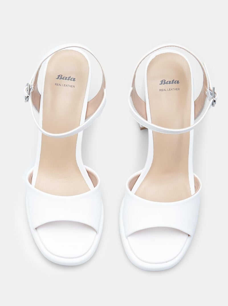 Sandales confortables  avec brides à la cheville BATA Blanc - Kiabi