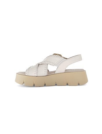 Sandales crème en cuir