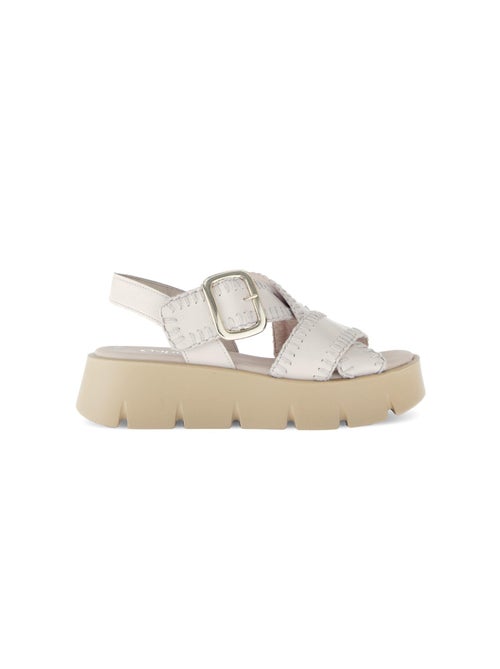 Sandales crème en cuir - Kiabi
