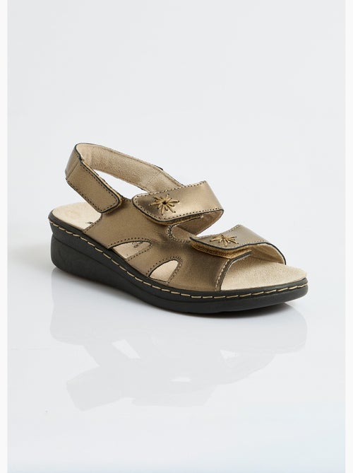 Sandales cuir brodé grande largeur - Afibel - Kiabi