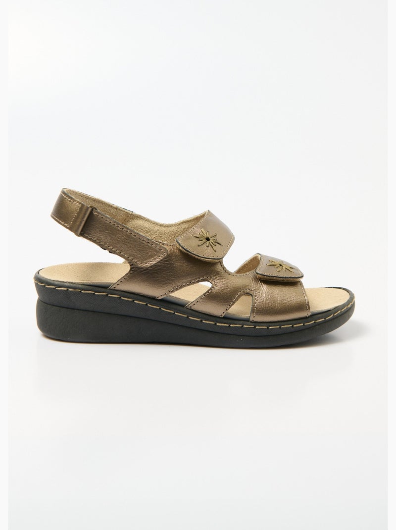 Sandales cuir brodé grande largeur - Afibel Bronze - Kiabi