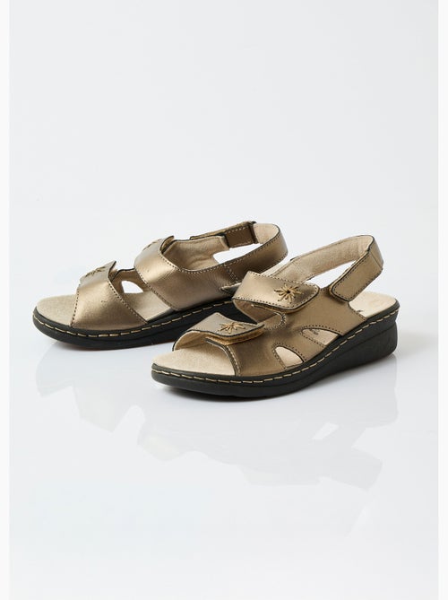Sandales cuir brodé grande largeur - Afibel - Kiabi