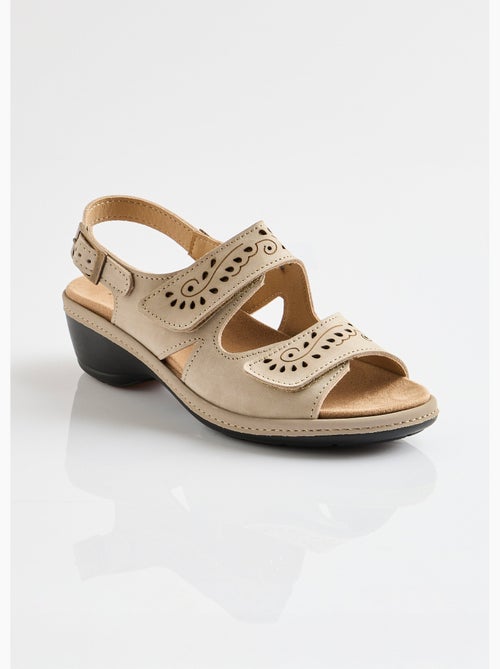 Sandales cuir grande largeur scratchées - Afibel - Kiabi Sandales cuir grande largeur scratchées - Afibel - Kiabi