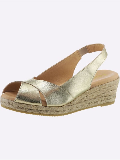 Sandales De Fabrication Espagnole - Taille Standard - helline - Kiabi
