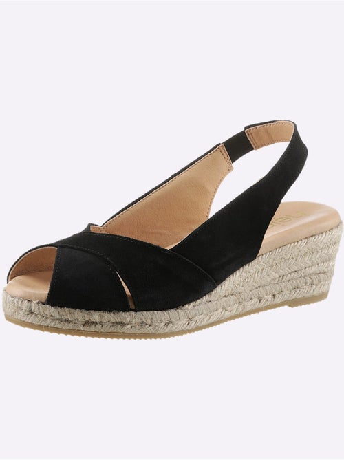 Sandales De Fabrication Espagnole - Taille Standard - helline - Kiabi