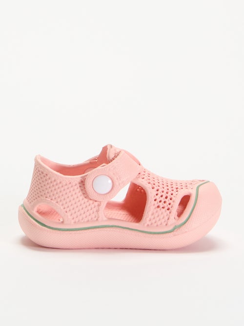 Sandales de plage fermées - Kiabi