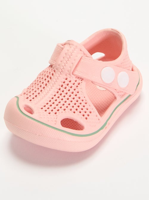 Sandales de plage fermées - Kiabi