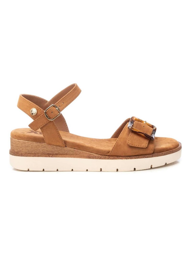 Sandales décontractées à boucle Camel - Kiabi