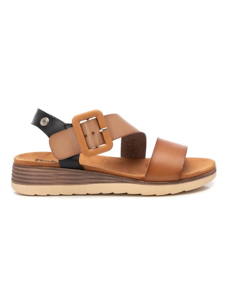Sandales décontractées avec boucle Camel - Kiabi