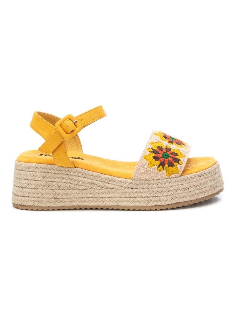 Sandales décontractées avec boucle et semelle compensée Jaune - Kiabi