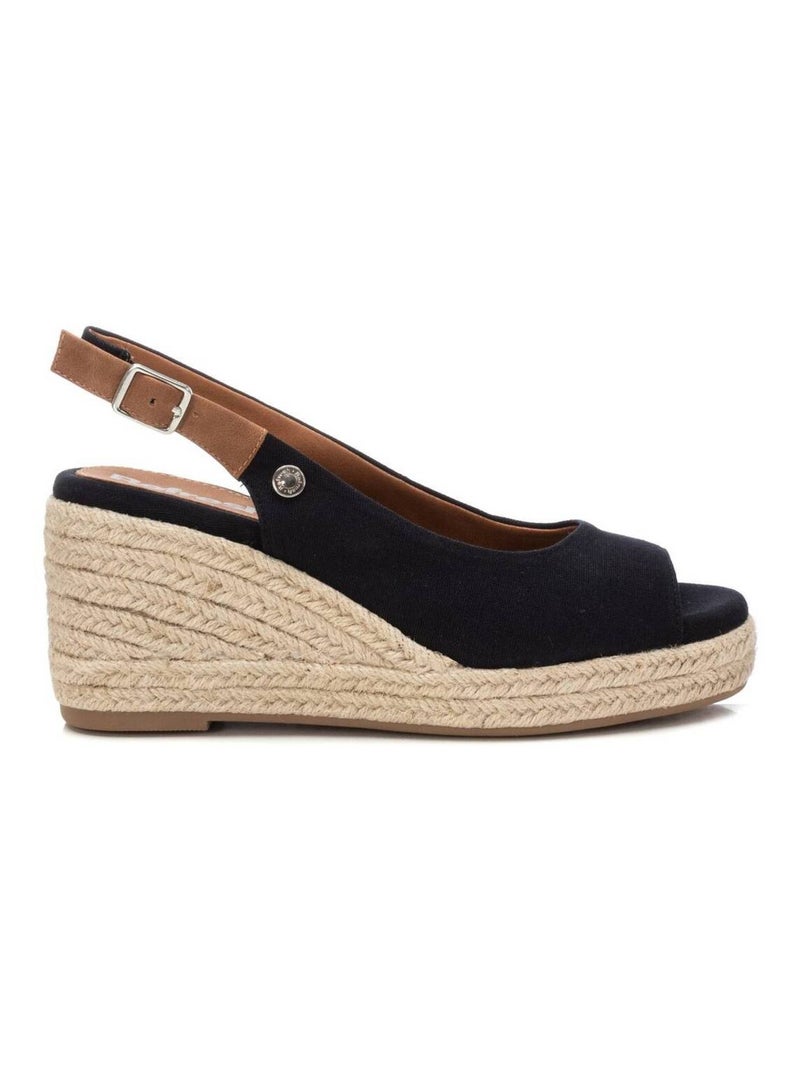 Sandales décontractées avec boucle et semelle compensée Noir - Kiabi