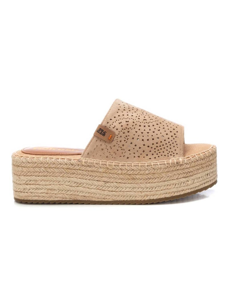 Sandales décontractées avec bride arrière Beige - Kiabi