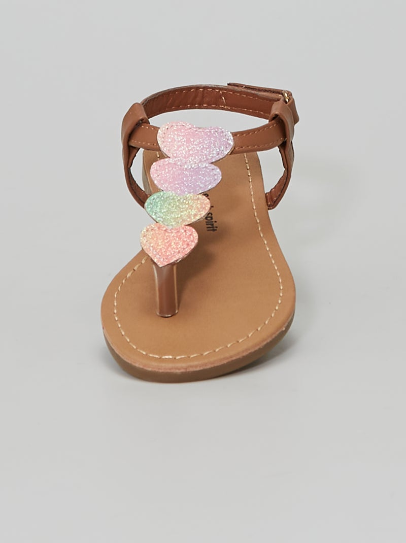 Sandales empiècement 'cœurs' camel - Kiabi