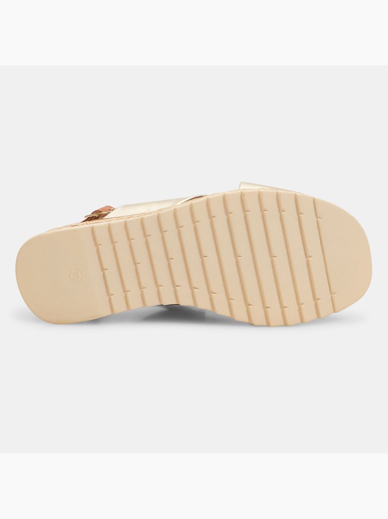 Sandales en cuir avec bandes croisées et semelle plateforme BATA Doré/or - Kiabi