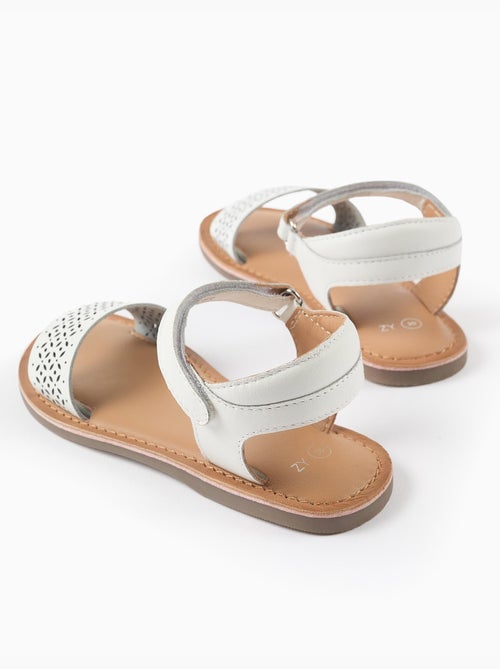 Sandales en cuir avec bride en mosaïque découpée au laser - Kiabi