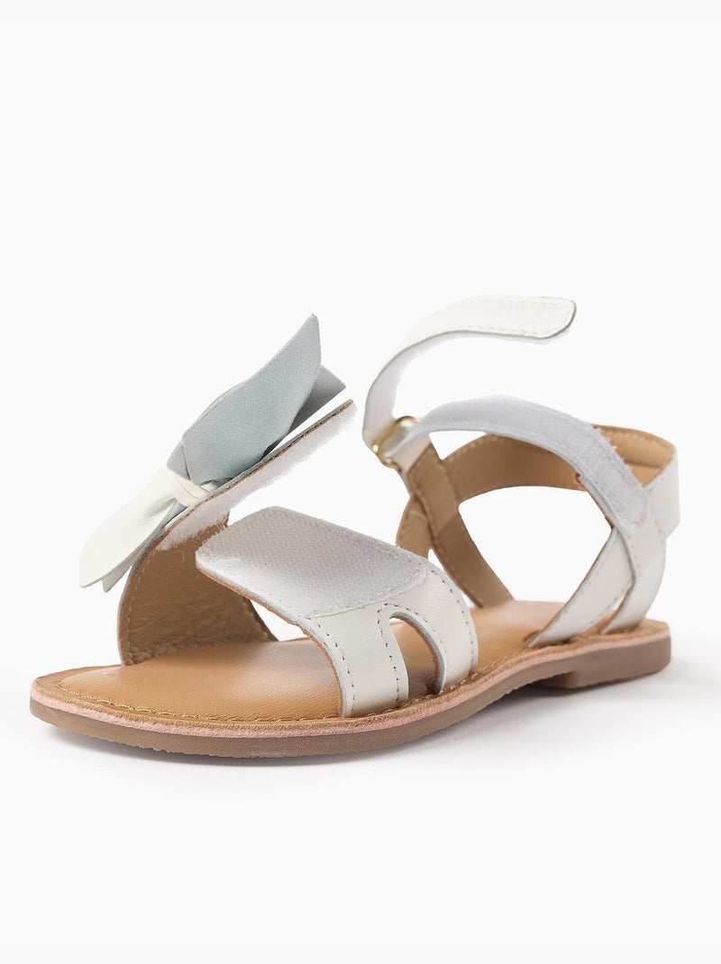 Sandales en cuir avec nœud décoratif Blanc - Kiabi