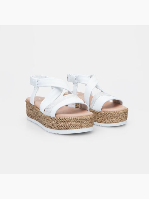 Sandales en cuir avec plateforme 4 cm BATA - Kiabi