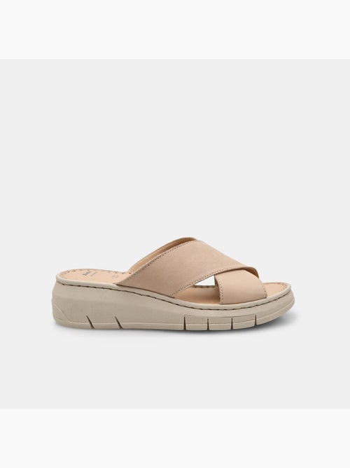Sandales en cuir avec plateforme BATA - Kiabi
