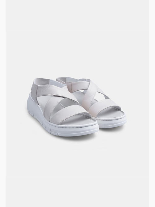 Sandales en cuir avec plateforme BATA - Kiabi