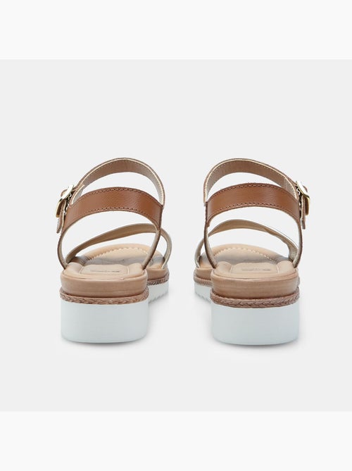 Sandales en cuir avec plateforme BATA - Kiabi