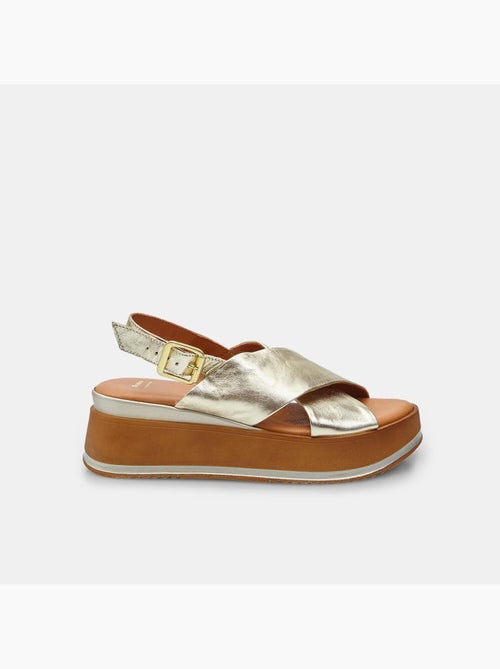 Sandales en cuir avec plateforme BATA - Kiabi