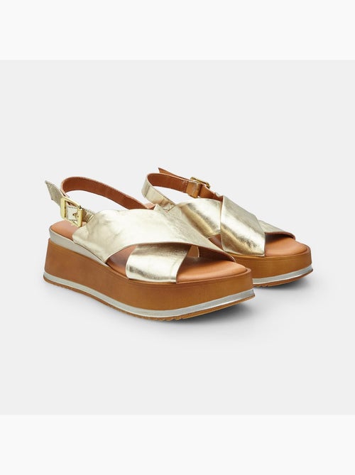 Sandales en cuir avec plateforme BATA - Kiabi