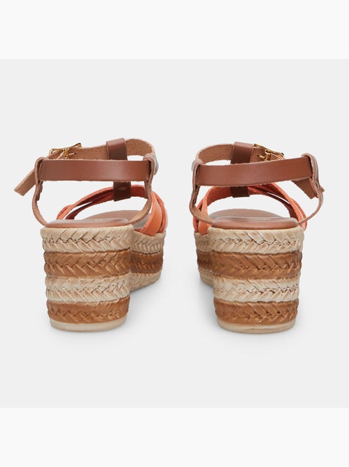 Sandales en cuir avec plateforme BATA - Kiabi