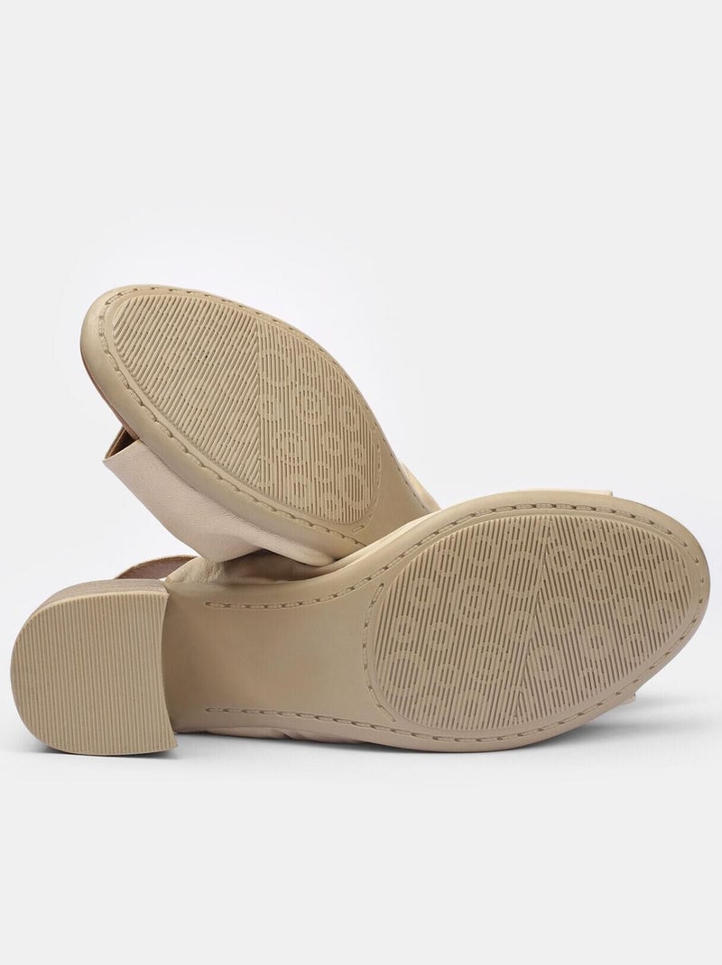 Sandales en cuir avec talon BATA Beige - Kiabi