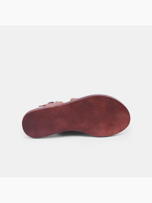 Sandales en cuir  avec talon BATA - Kiabi