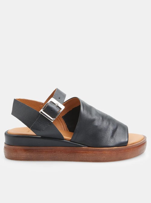 Sandales en cuir  avec talon BATA - Kiabi