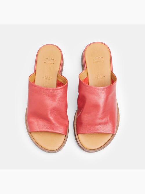 Sandales en cuir avec talon BATA - Kiabi