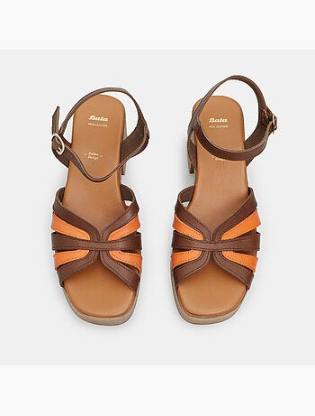 Sandales en cuir avec talon de 7,5 cm BATA