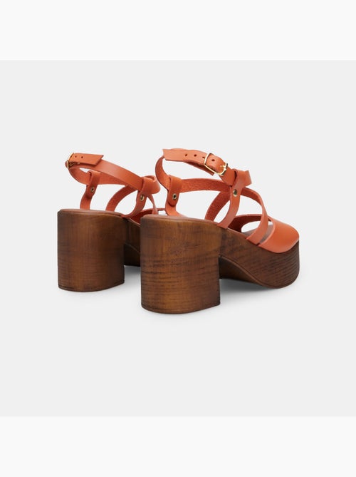 Sandales en cuir avec talon de 8,5 cm BATA - Kiabi