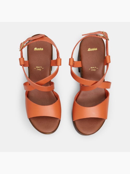 Sandales en cuir avec talon de 8,5 cm BATA - Kiabi