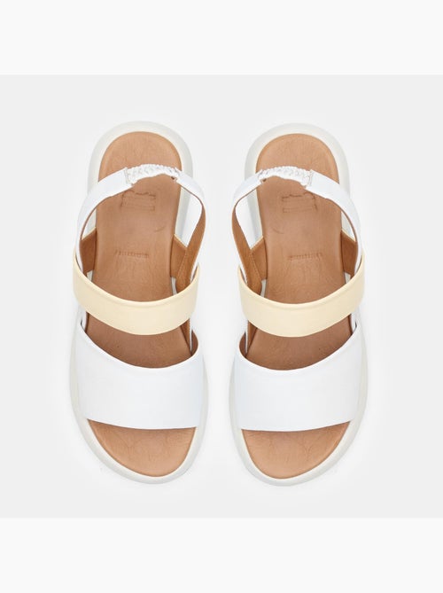 Sandales en cuir BATA - Kiabi