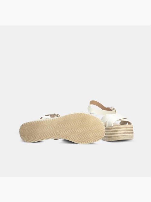 Sandales en cuir BATA - Kiabi