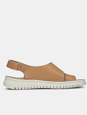 Sandales en cuir BATA