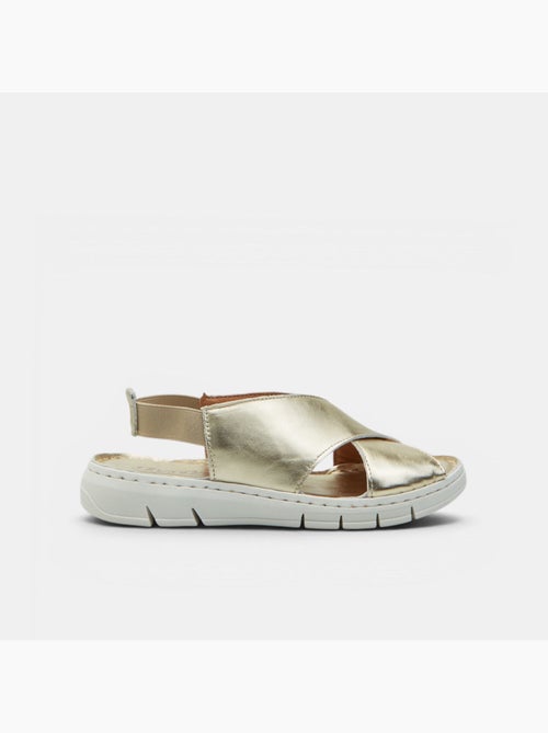 Sandales en cuir BATA confortables - Kiabi Sandales en cuir BATA confortables - Kiabi