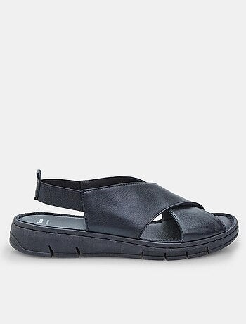 Sandales en cuir BATA confortables