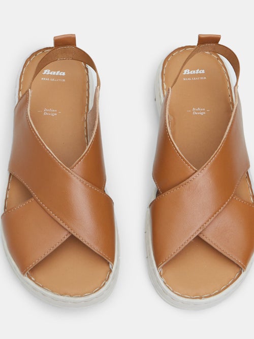 Sandales en cuir BATA - Kiabi