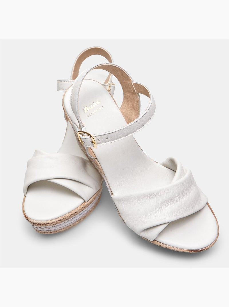 Sandales en cuir compensées BATA Blanc - Kiabi